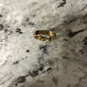 Gold Louis Vuitton Ring Size 7
